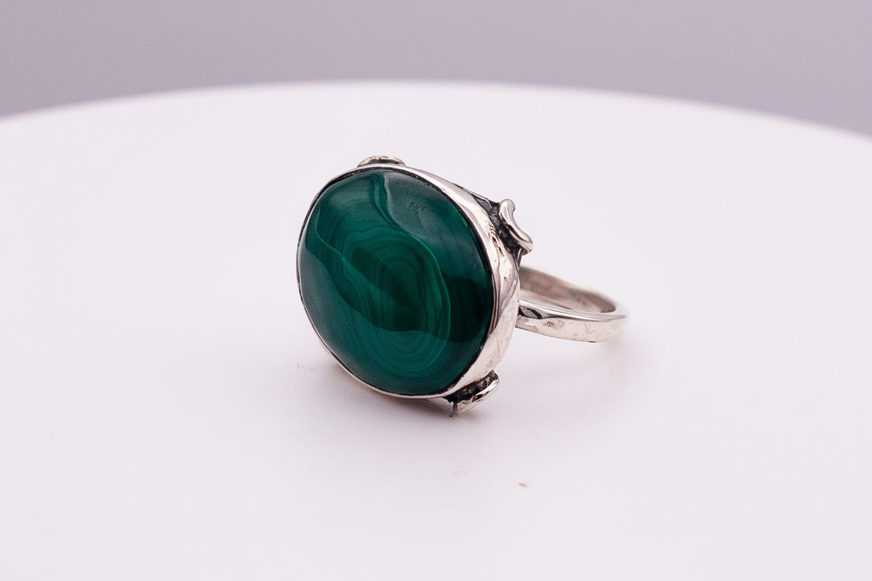 Angels and Anvils ‘Bula’ ring