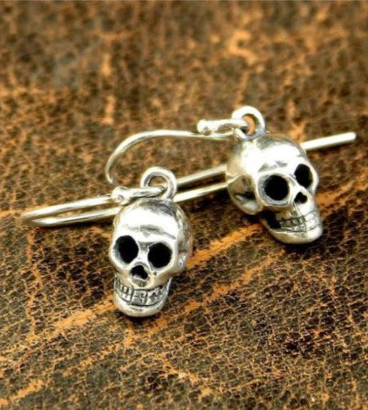 Skull earrings