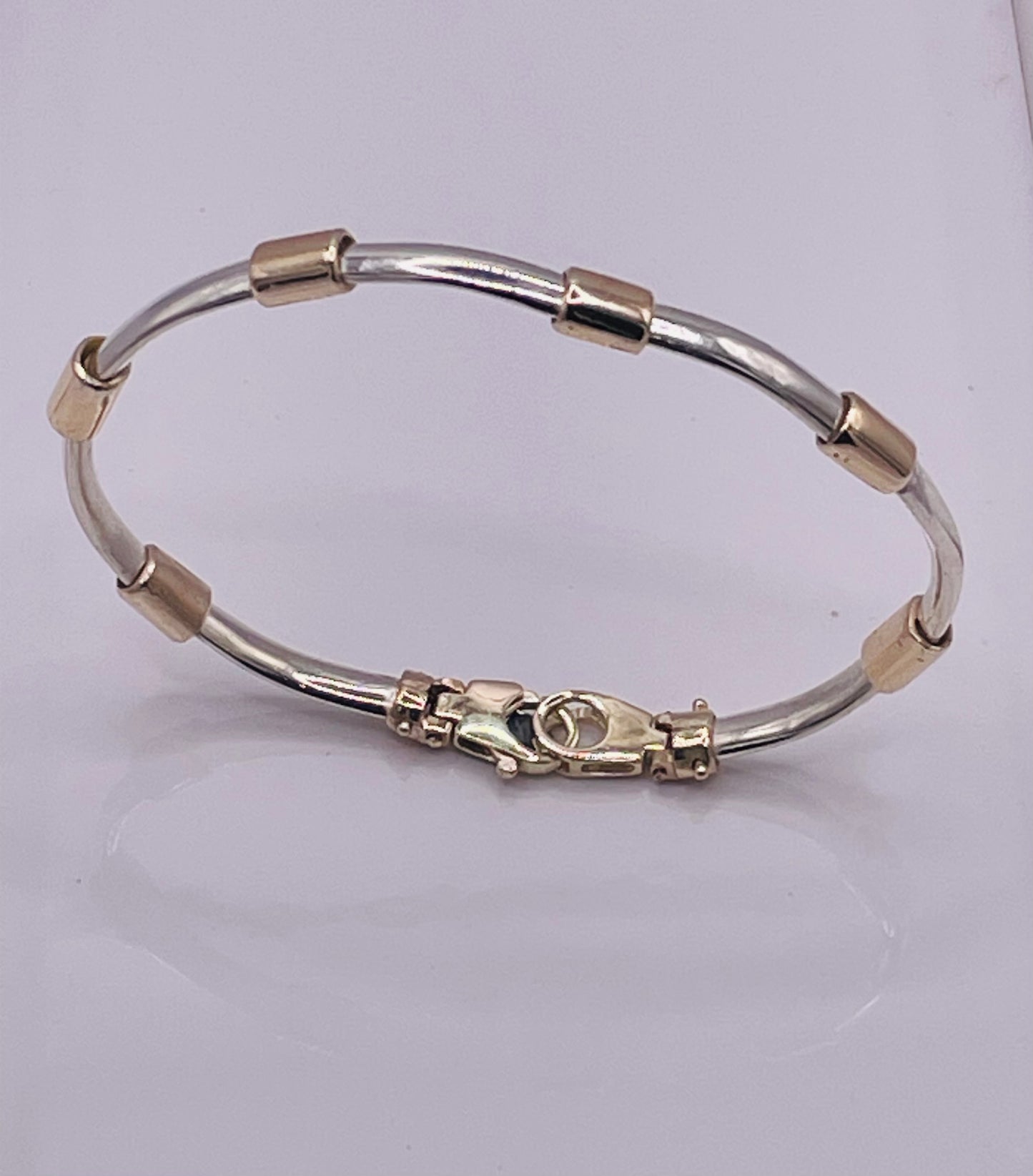 9 carat white and yellow gold bracelet ‘Augustine’