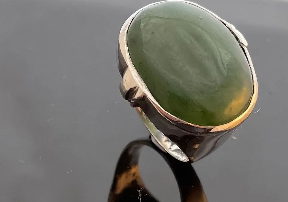 ‘Be Lucky’ Nephrite Jade ring