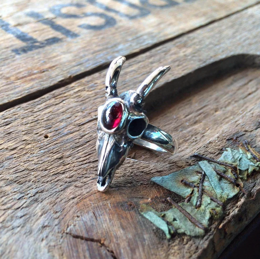 Deer Skull Ring with Oval Garnet