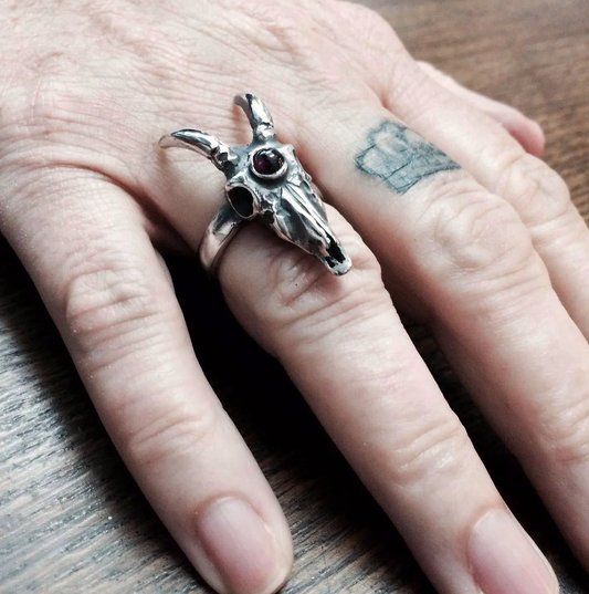 Deer Skull Ring with Round Garnet