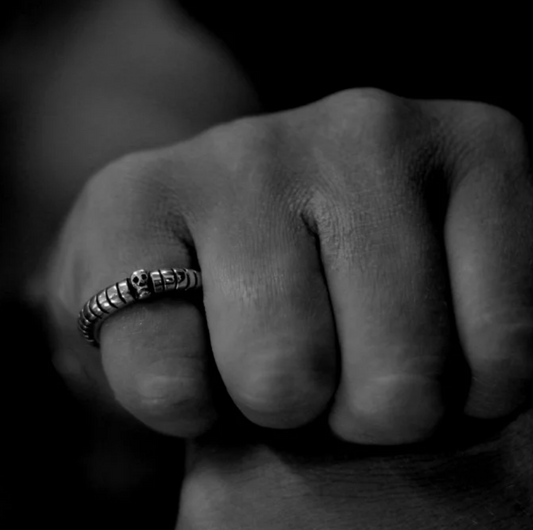 Skull Spine Ring