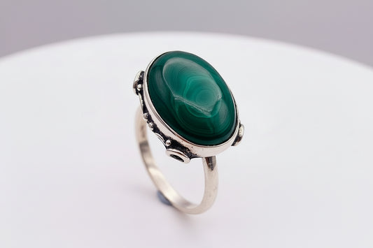 Angels and Anvils ‘Bula’ ring