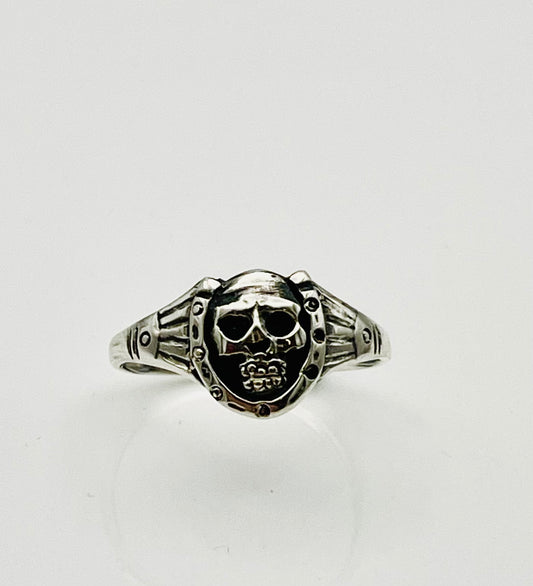 Skull and Horseshoe ‘Lucky’