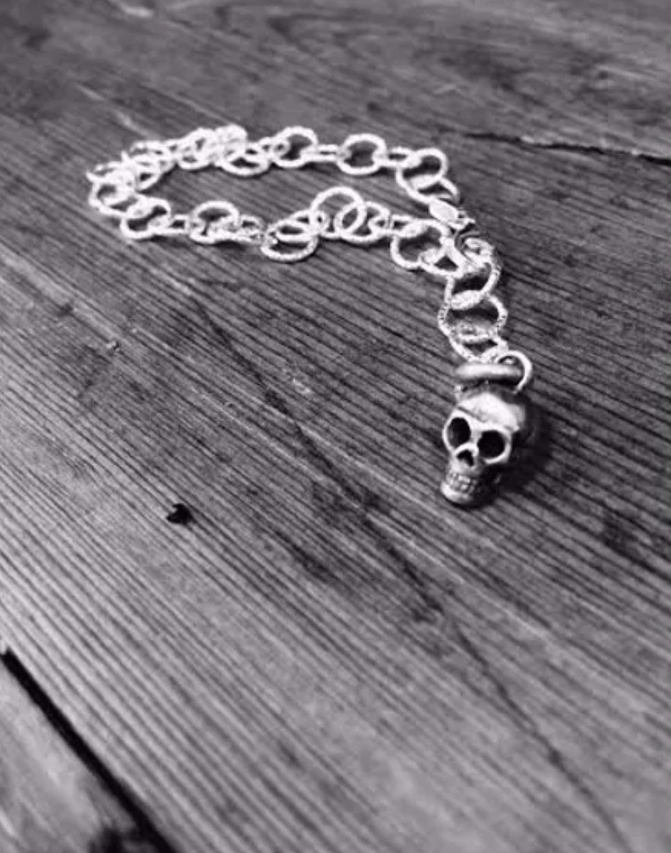 Diamond Cut Bracelet and Silver Skull